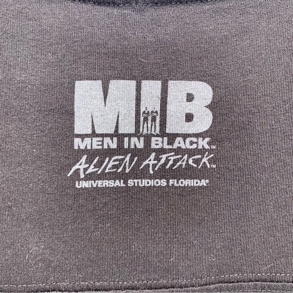 Universal Studios Men in Black Alien Attack “Pug Me” T-Shirt Size Medium - Picture 7 of 9